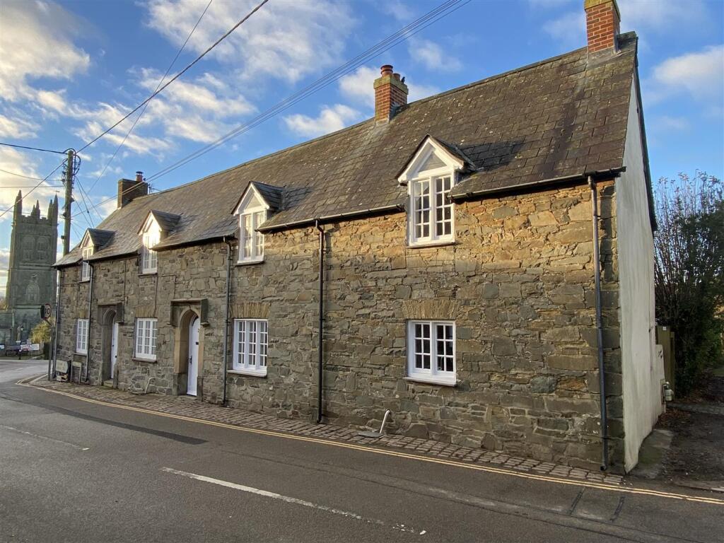 Main image of property: Cornish Mount, Probus