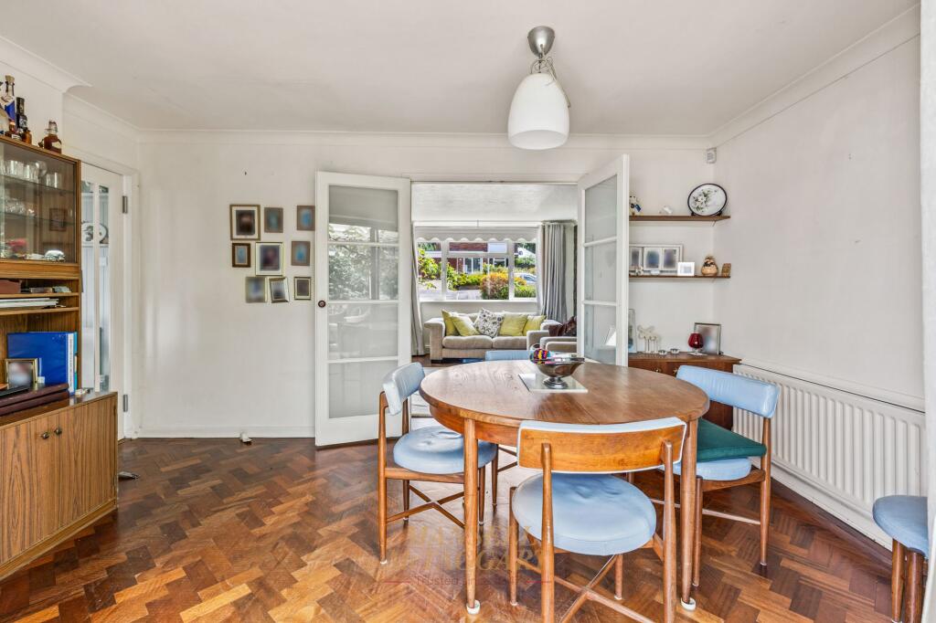 House in Redhill - View 5