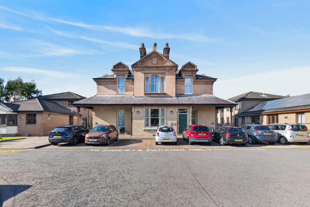 Main image of property: 6/3 Perdrixknowe, Edinburgh, Midlothian, EH14 1AF