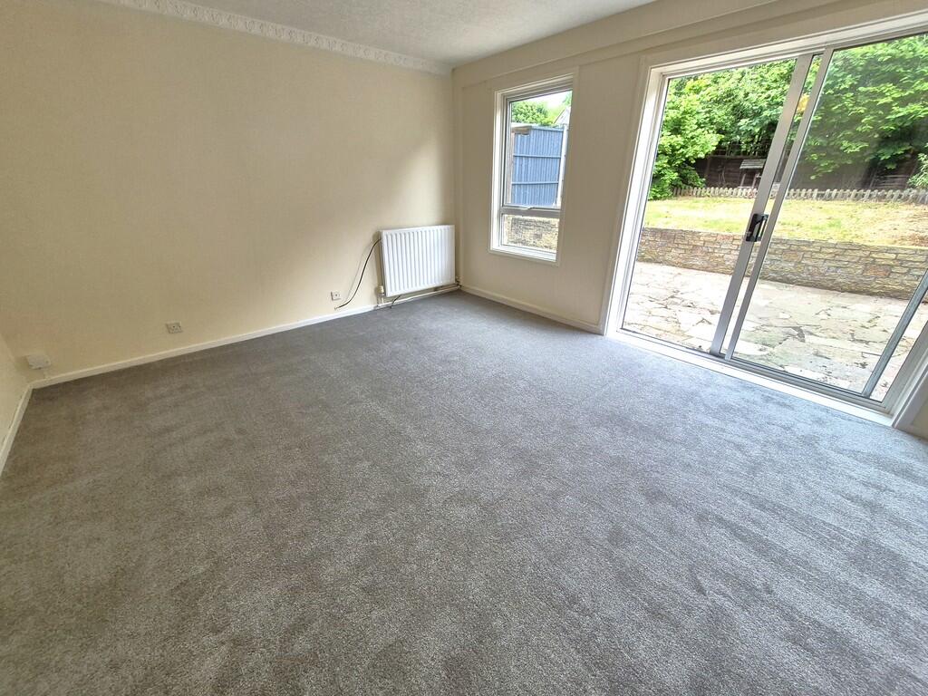 Stone Row, Telford, TF3 2HH photo 4