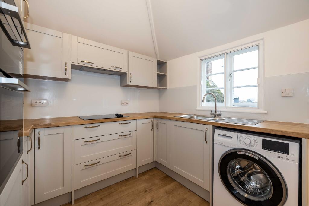 Apartment in Faversham, The Brents - View 2