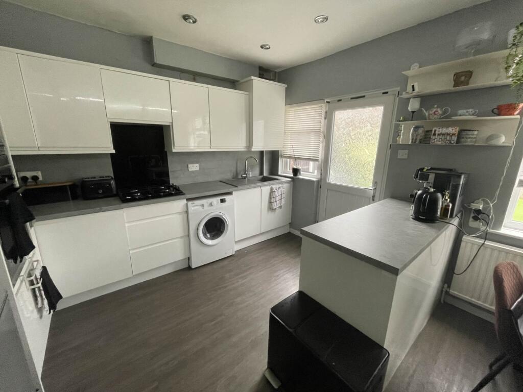 House in Oldham, Chadderton - View 4