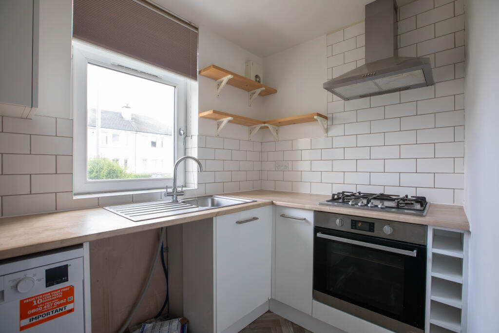 Apartment in Paisley, Thornly Park - View 5