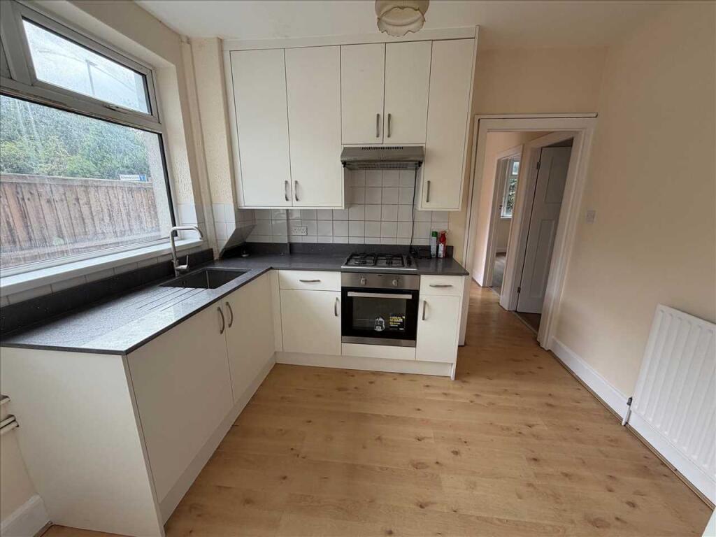Apartment in Twickenham - View 4