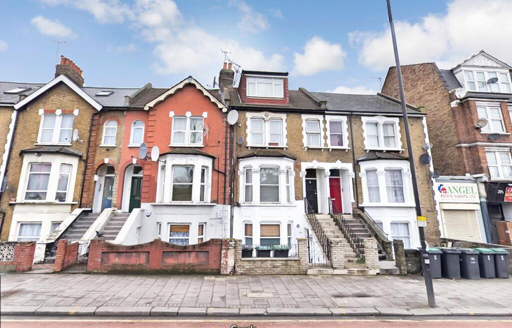 Main image of property: High Road Wood Green N22