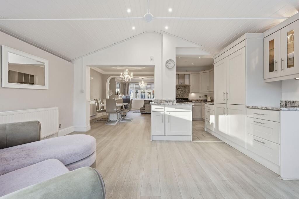 Main image of property: Lyndhurst Drive, Hornchurch