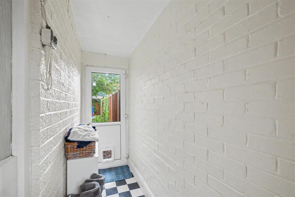 House in Nottingham, Sawley - More