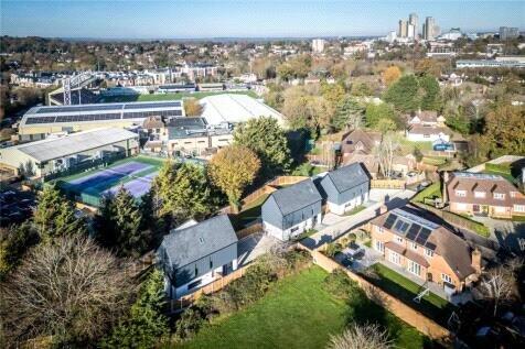 Main image of property: Kingfield Green, Woking, GU22