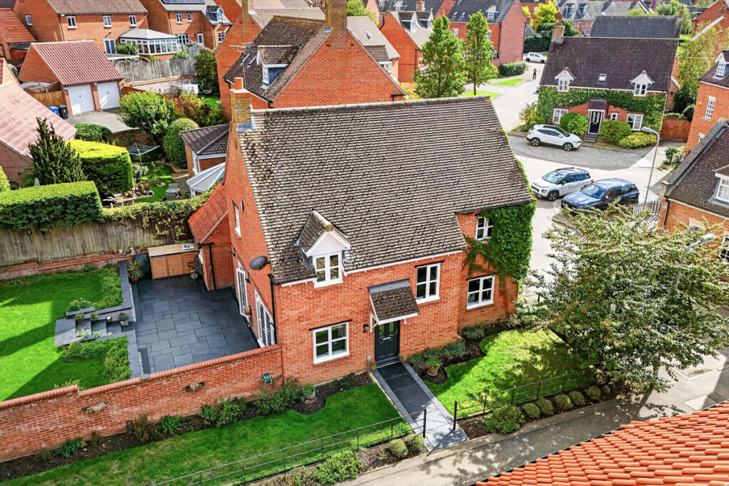 4-bed detached on Padmans Close, Mawsley, NN14, £375,000