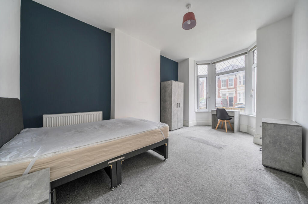 House in Portsmouth - View 5
