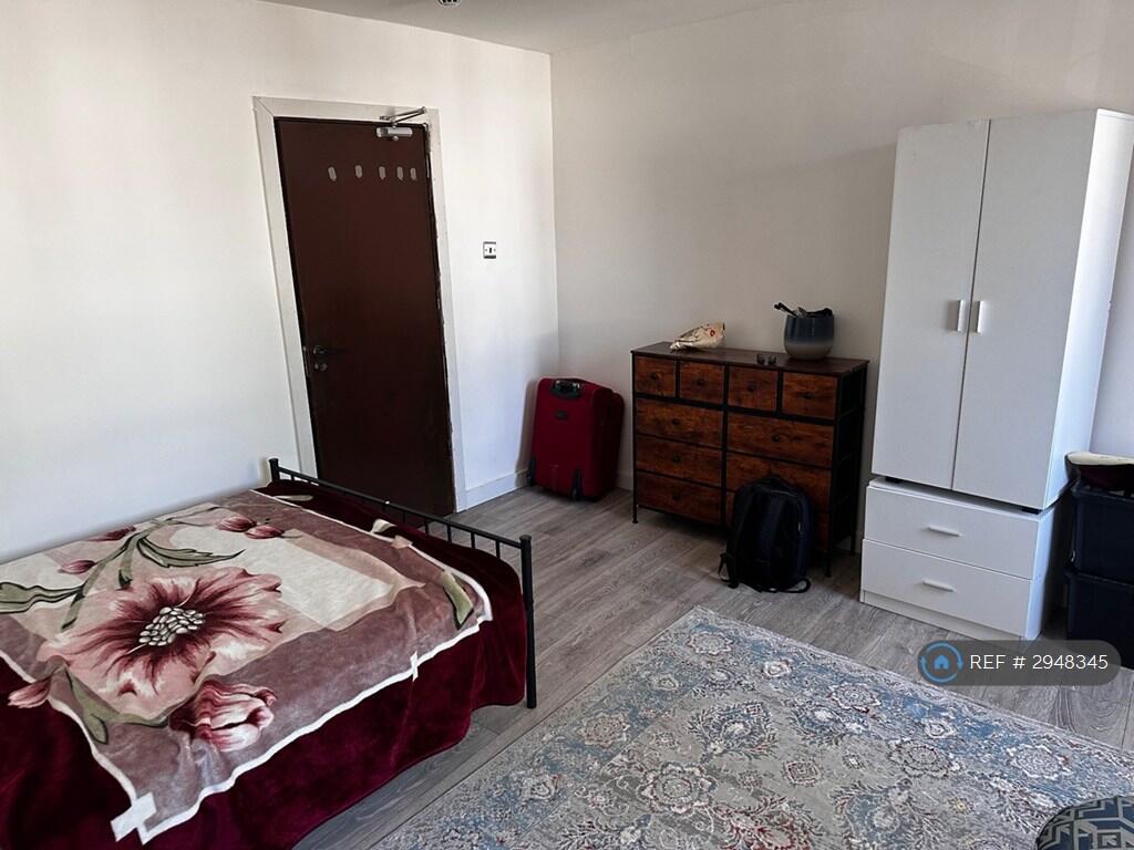 Main image of property: Cromwell Road, London, N10
