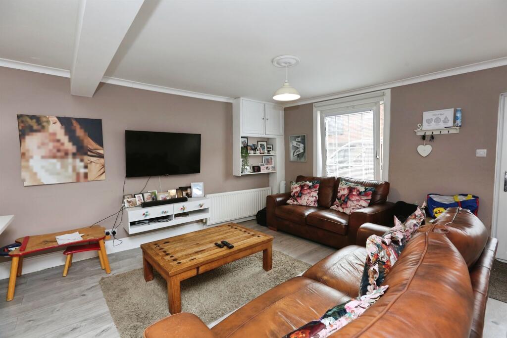 House in Portsmouth - View 3