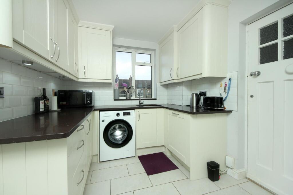 Apartment in London - View 3