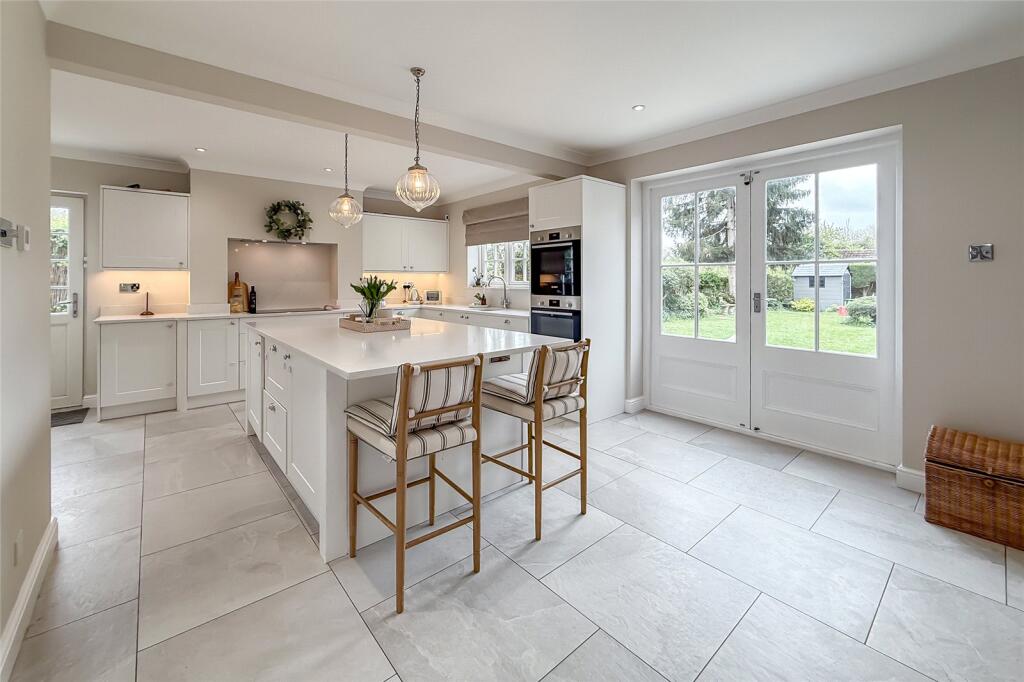 Additional image 3 of Lower Luton Road, Wheathampstead, Hertfordshire, AL4