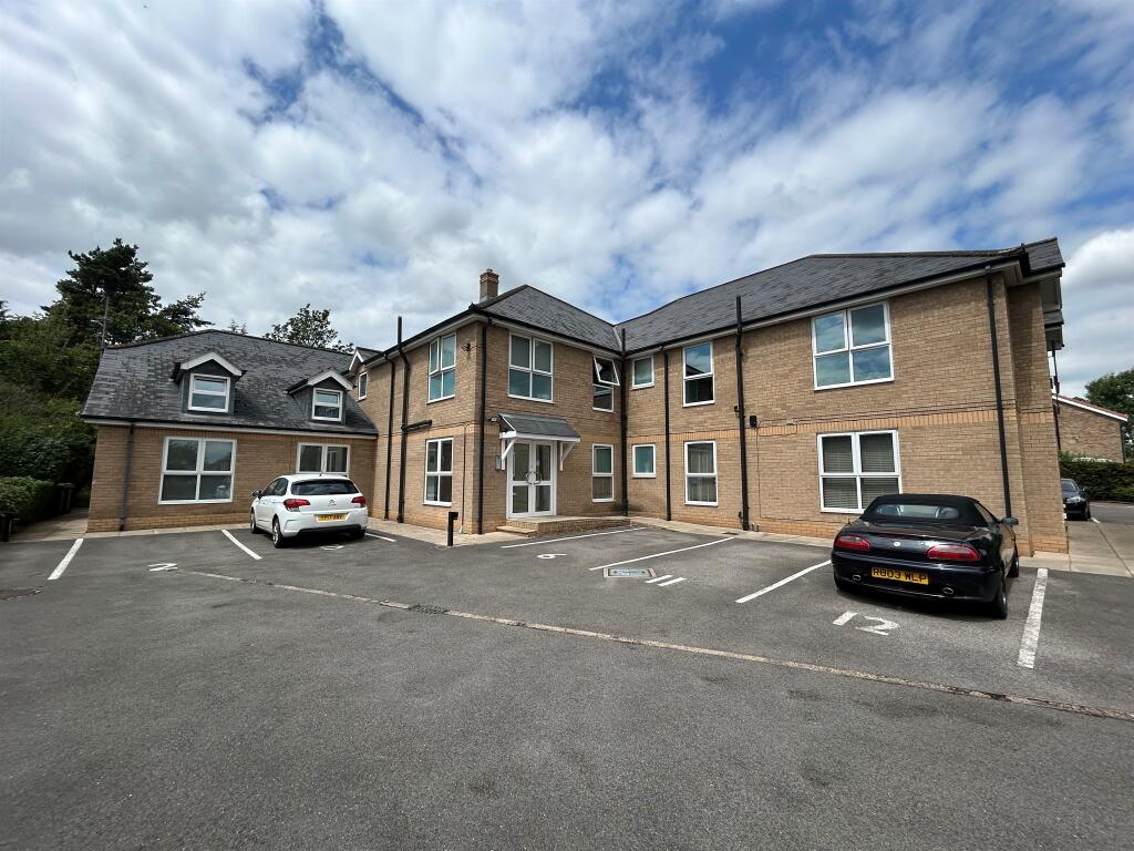 Main image of property: Station Road, Hessle