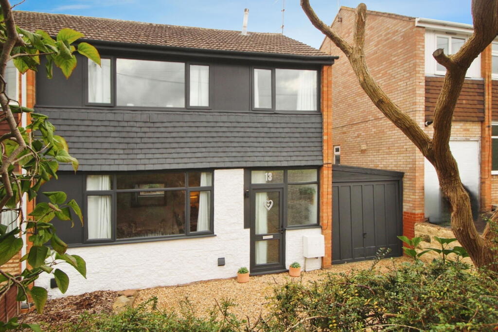 Main image of property: Waterloo Road, Bewdley, DY12 2JL