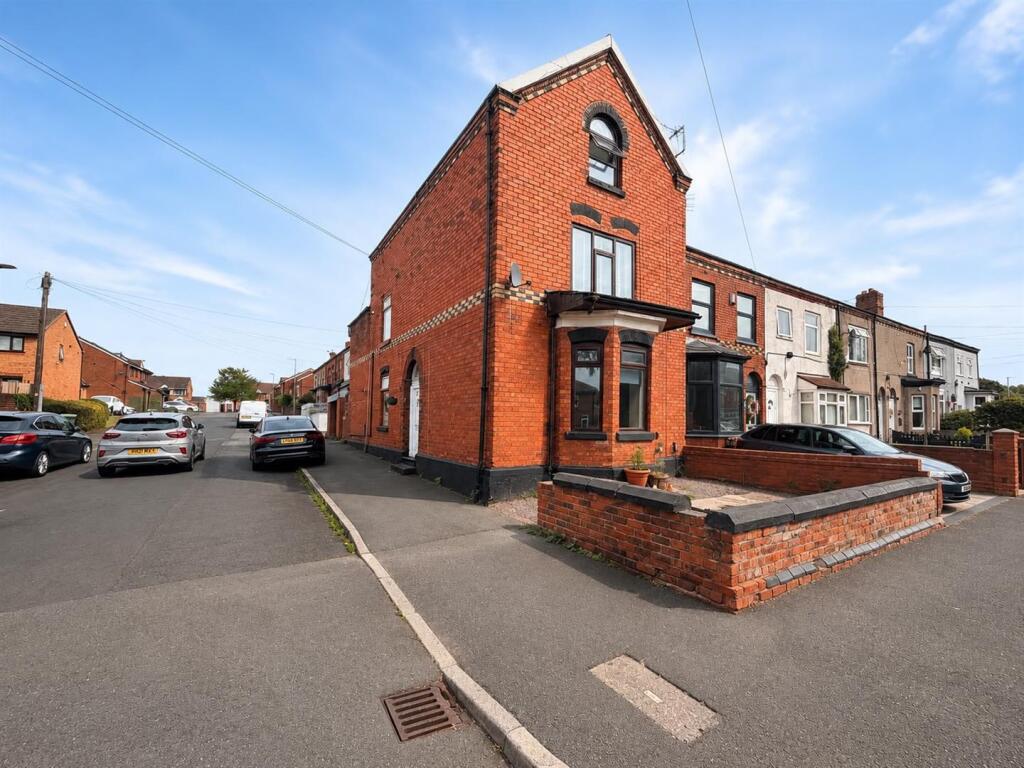 Main image of property: Kingsdown Road, Abram, Wigan