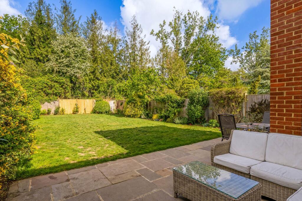 House in South Oxfordshire, Binfield Heath - View 4