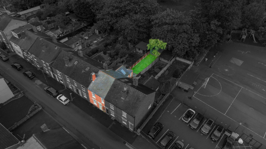 House in Dudley, Oldswinford - View 2