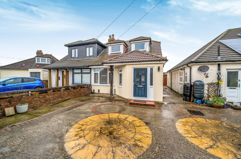 Main image of property: Merton Avenue, Portchester, Hampshire, PO16