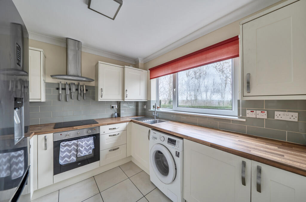 Hollybush Heights, Cardiff photo 4