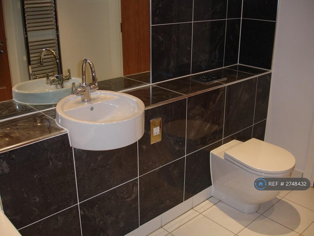 Additional image 5 of Cavendish Court, Drighlington, Bradford, BD11