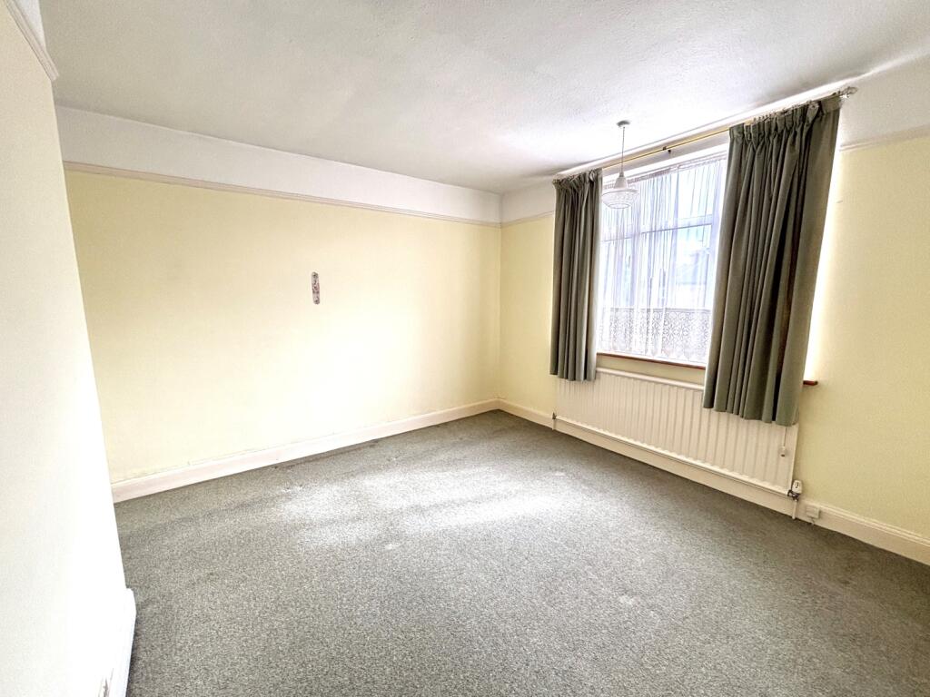 House in Twickenham - View 4