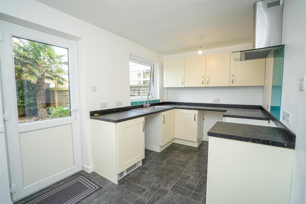 House in Torridge, Woolfardisworthy - More