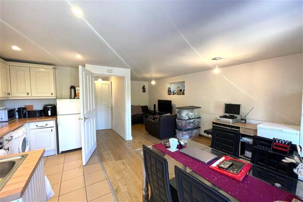 Jarvis Court, Copeland Road, Walthamstow, E17 - Widok 2