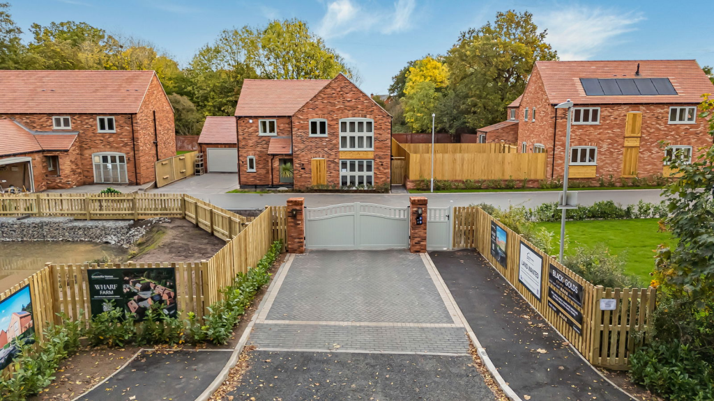 Additional image 27 of Wharf Farm, Dickens Heath Road
