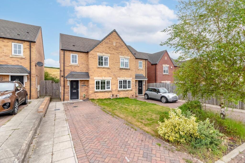 Main image of property: Halton Gill Grove, Harrogate