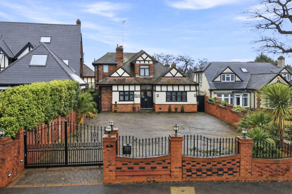 Main image of property: Tomswood Road, Chigwell, Essex, IG7