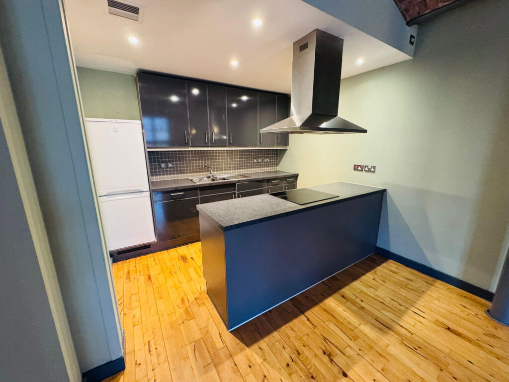 Main image of property: , 3 Cambridge Street, Manchester, M1