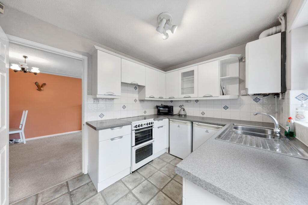 Lockerbie Close, Warrington, WA2 photo 4