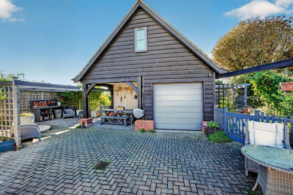 House in King's Lynn and West Norfolk, Three Holes - View 3