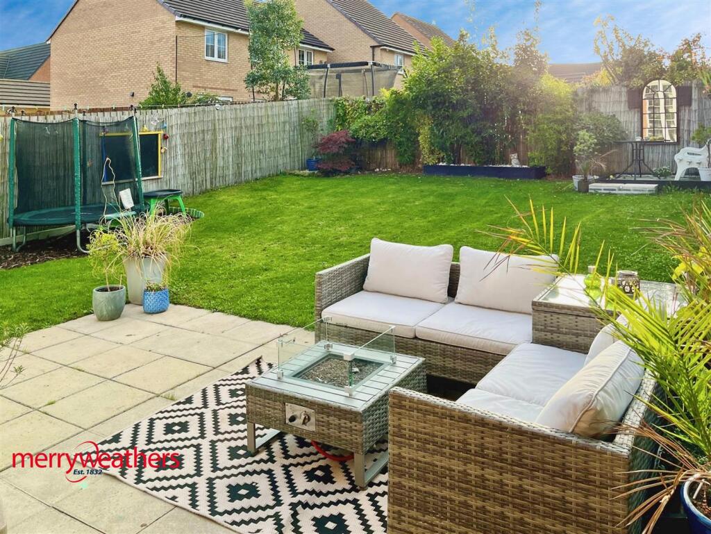 Levett Drive, Thurcroft, Rotherham photo 3