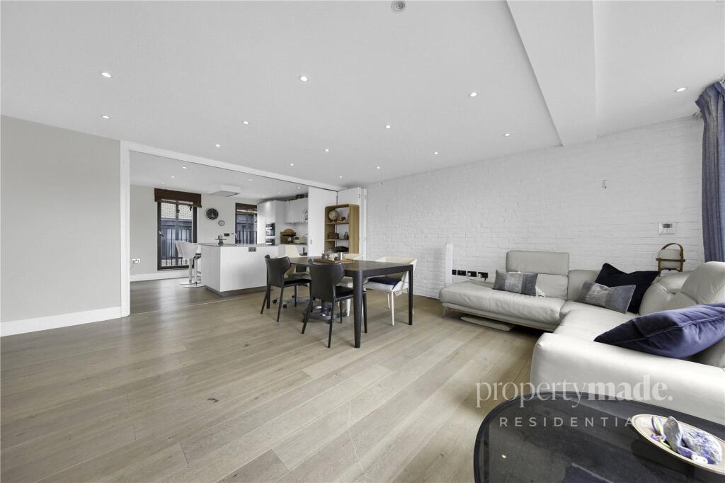 Apartment in London - View 2