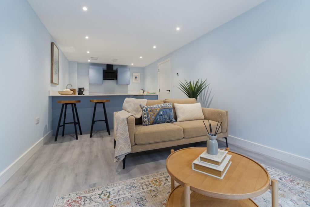 Hadley Place, Bromyard Road, WR2 photo 3