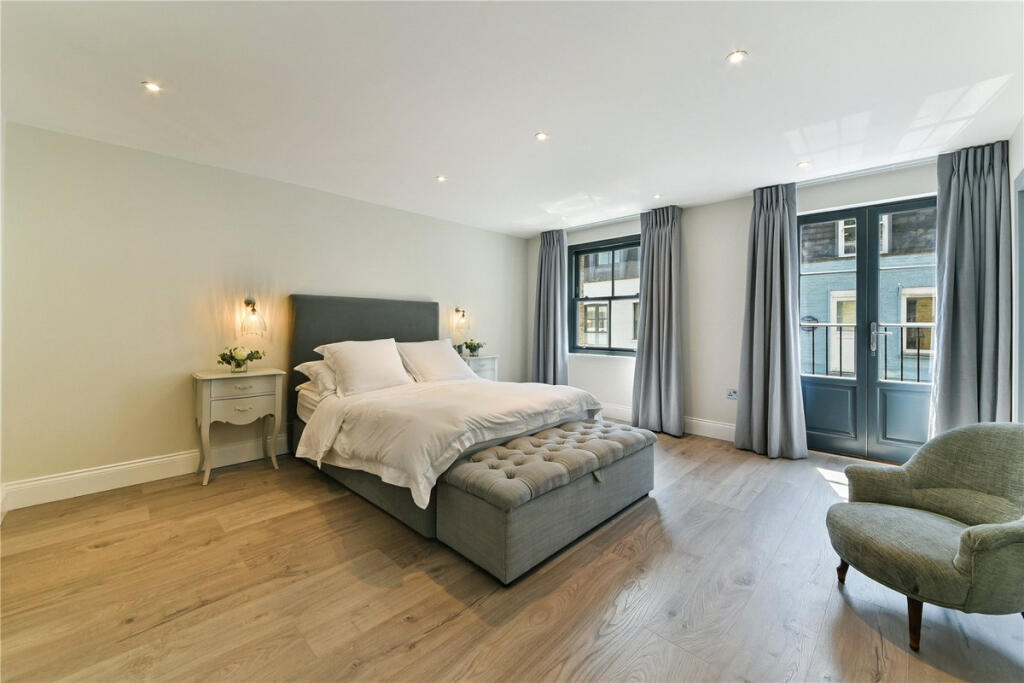 Leinster Mews, London, W2 3 - View 5