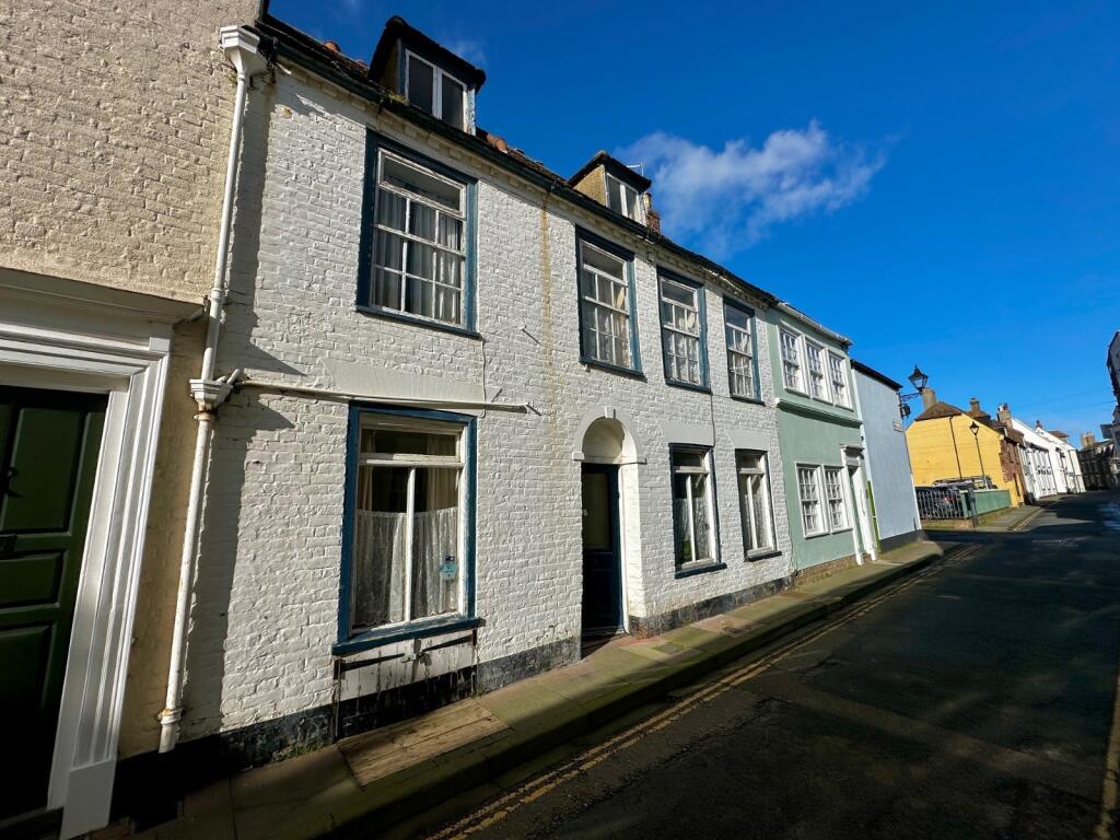 Main image of property: Middle Street, Deal, Kent, CT14