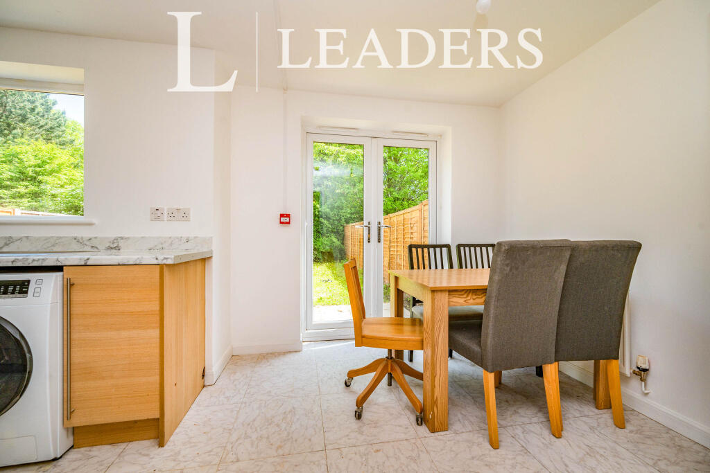 House in Hatfield, Hatfield Business Park - View 3