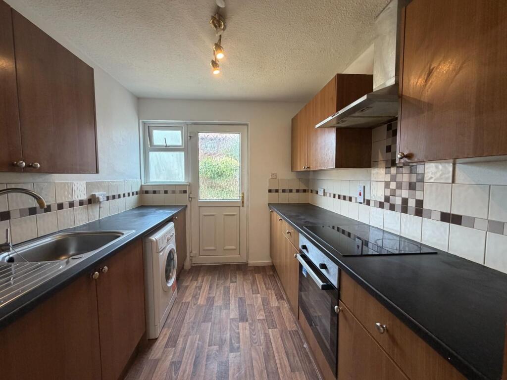 House in Northampton, Briar Hill - View 3