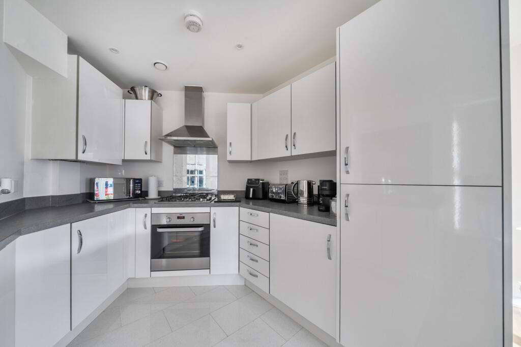 Apartment in London - View 4