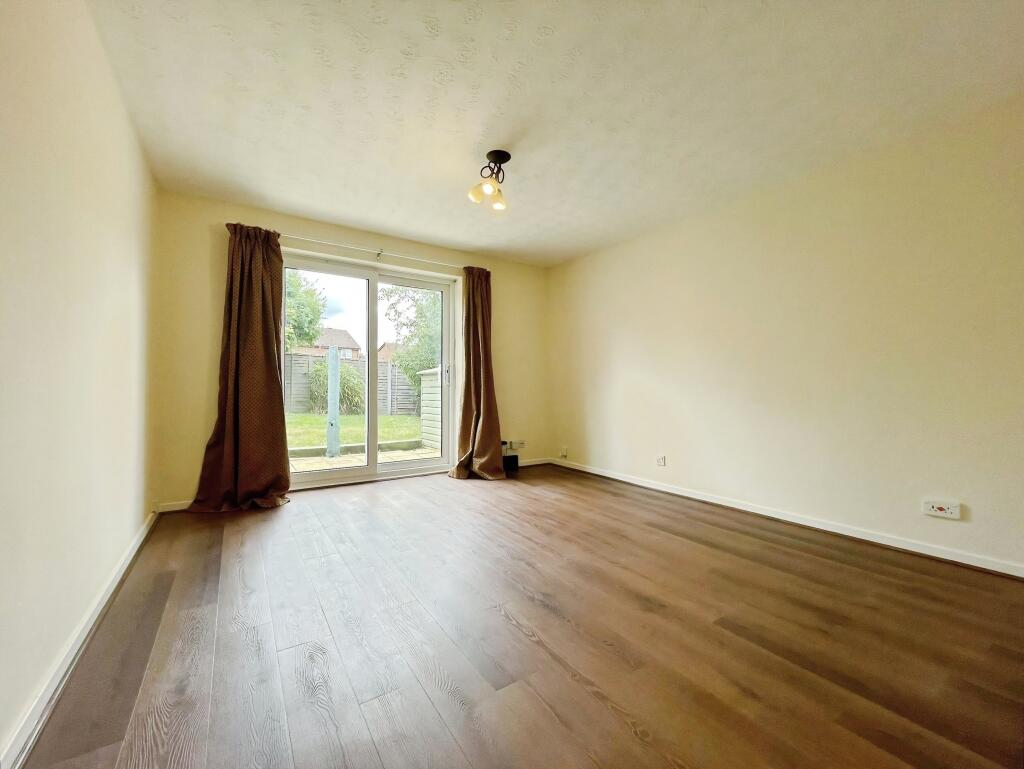 House in Milton Keynes, Shenley Church End - More
