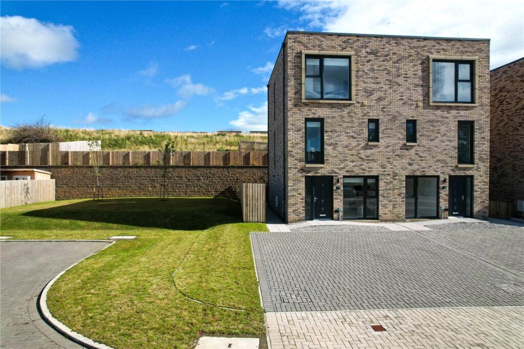 Main image of property: Townhouse 5 -The Fieldings, Jackton, Newlands Road, East Kilbride, Glasgow, G75