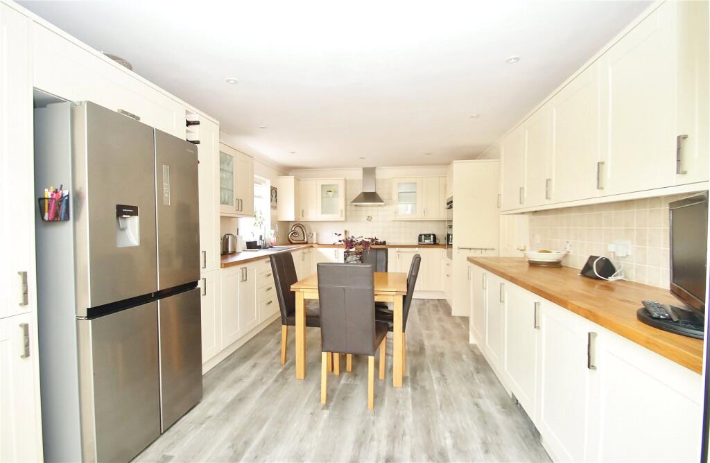Lake Road, Verwood, Dorset, BH31 - View 6
