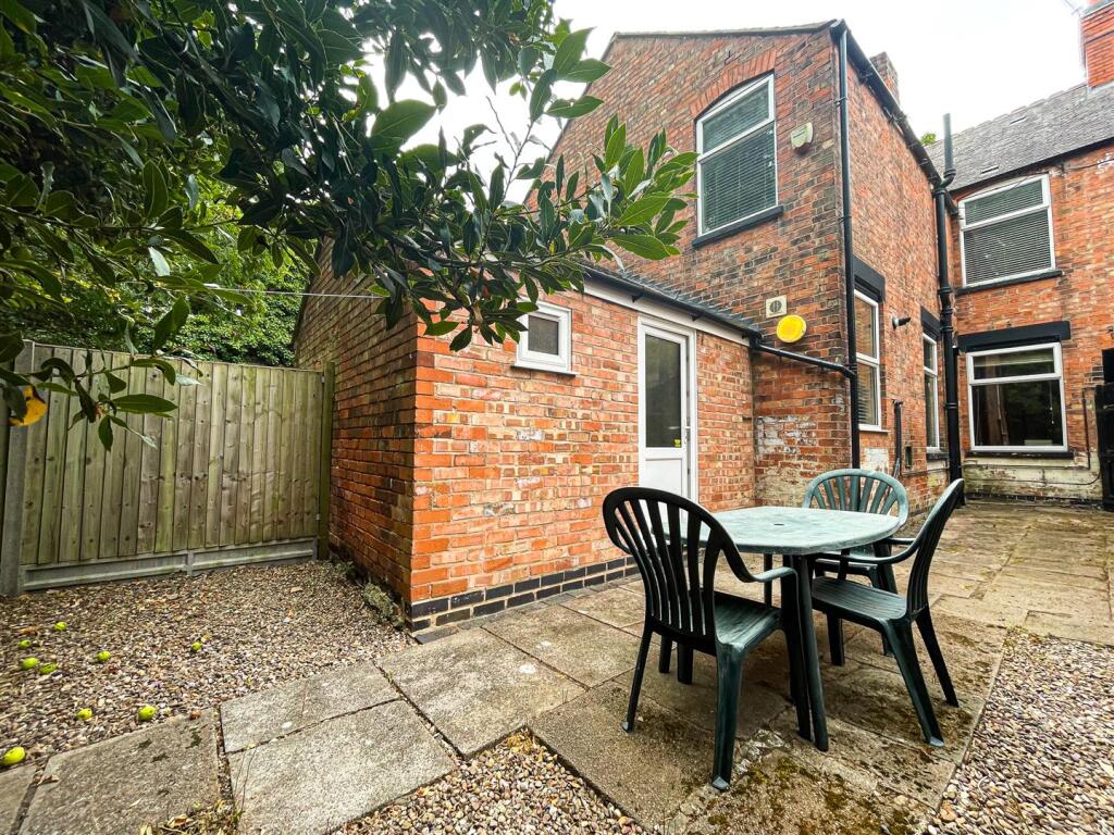 House in Leicester - View 4