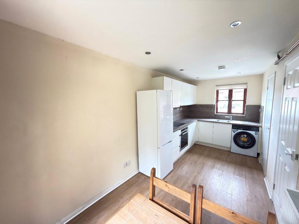 St Michaels Gate, Parnwell, Peterborough, PE1 4YJ photo 3