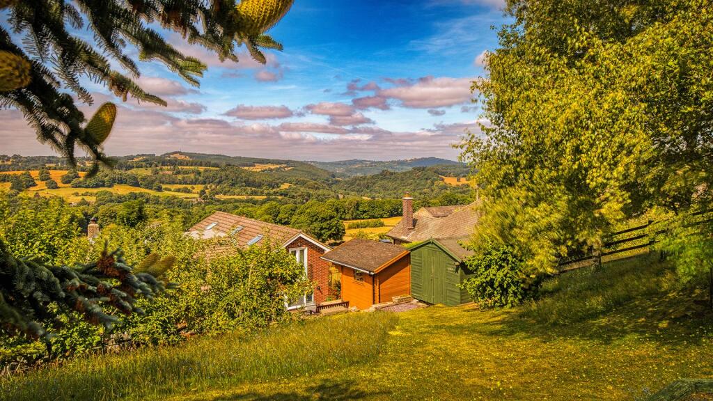 Hindersitch Lane, Whatstandwell, Matlock photo 4