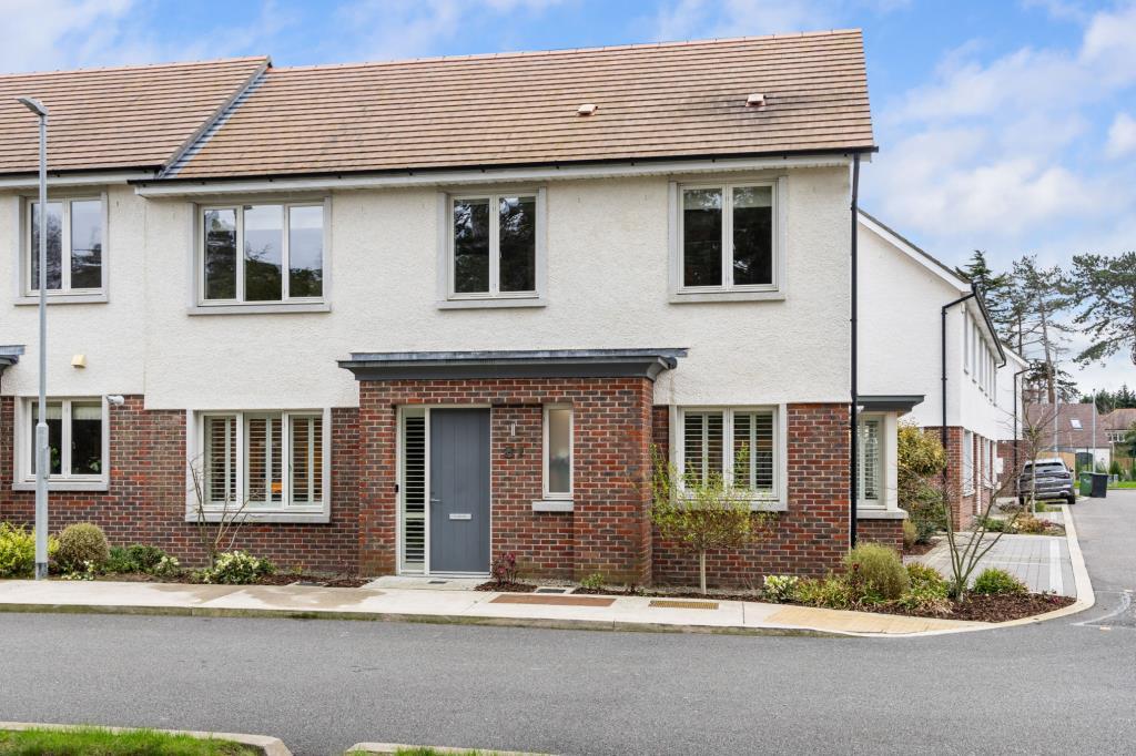 Main image of property: 87 Brighton Wood, Brighton Road, Foxrock, Dublin 18, D18 DD4R